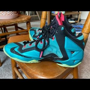 Lebron 11s ‘South Beach’ Nike Basketball Shoes